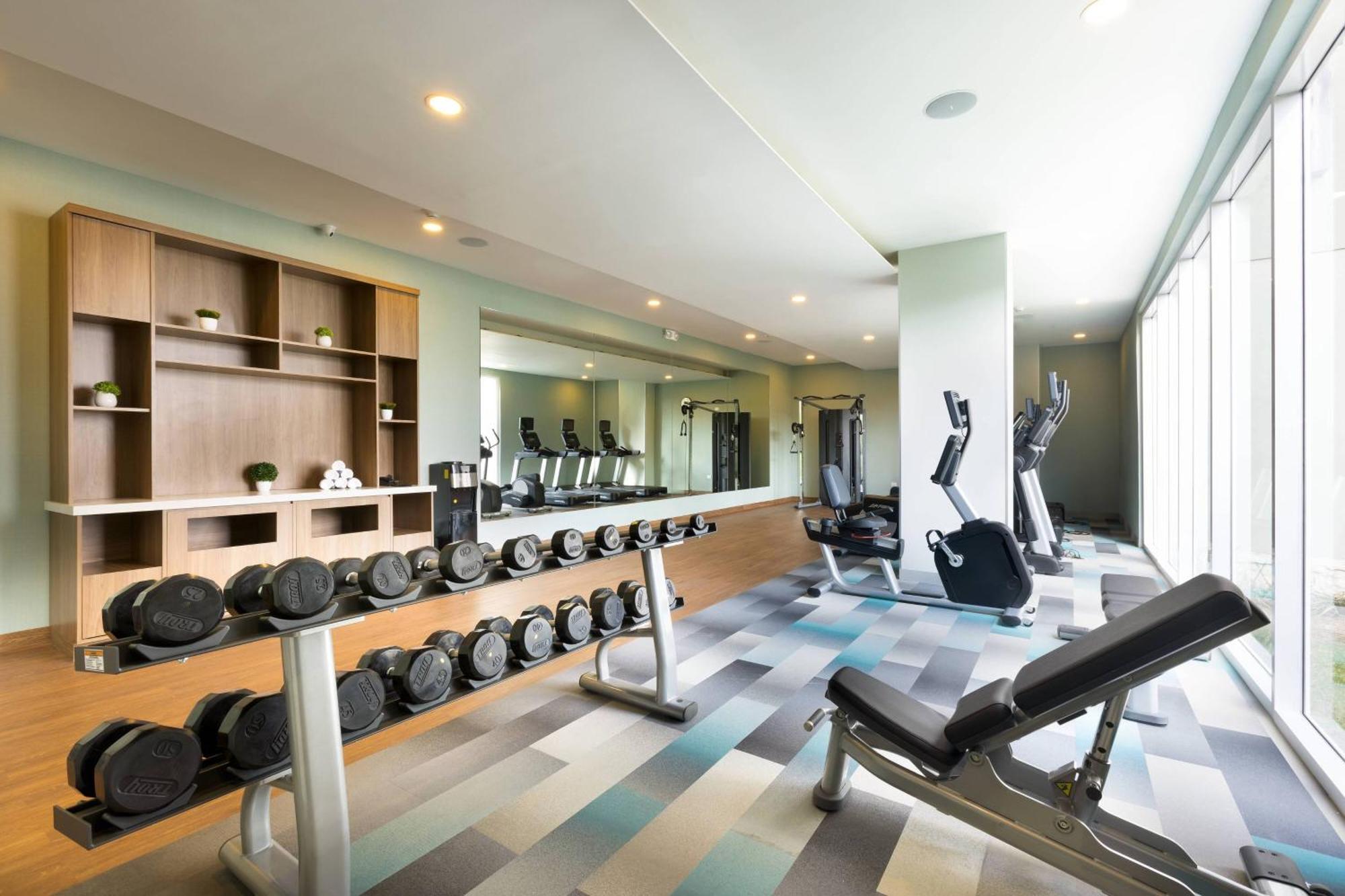 Residence Inn By Marriott Cancun Hotel Zone Экстерьер фото
