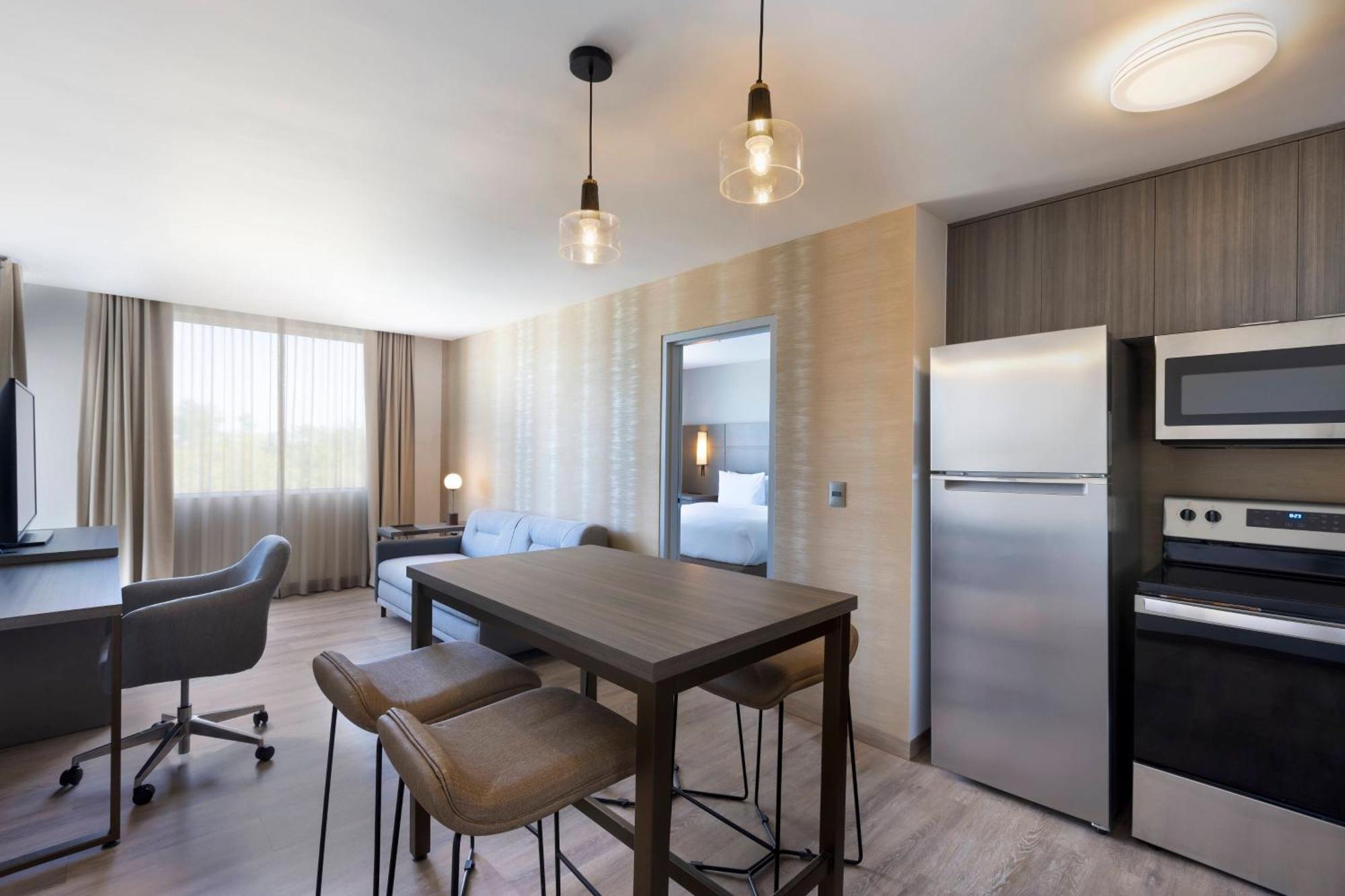 Residence Inn By Marriott Cancun Hotel Zone Экстерьер фото